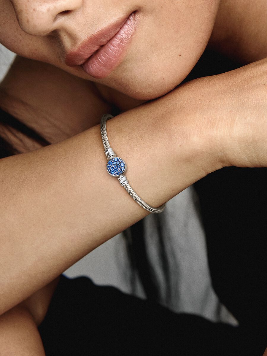Sparkling Blue Disc Clasp Snake Chain Bracelet